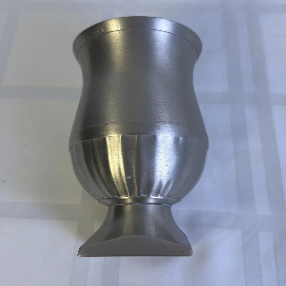Pewter chalis/goblet/vase. 5 inches tall